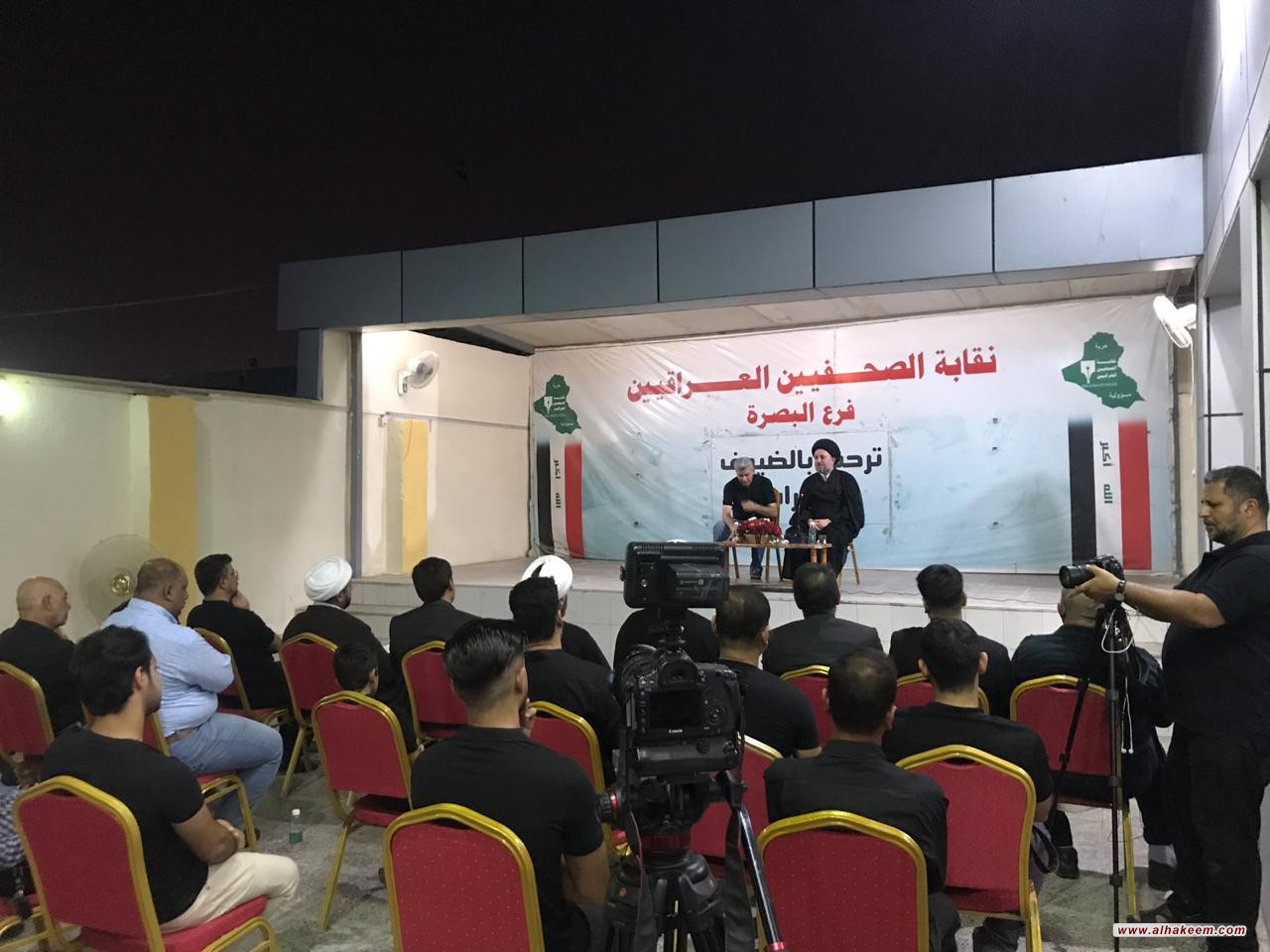 ممثل مكتب سماحة المرجع الكبير السيد الحكيم (مد ظله) يشارك في ندوة نقابة الصحفيين العراقيين فرع البصرة 